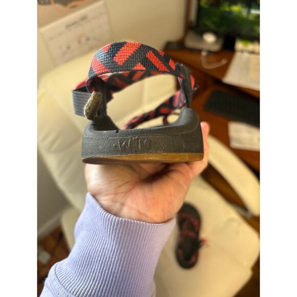 Chaco Z2 Classic Red Strappy Open Toe Slip - Picture 4 of 6